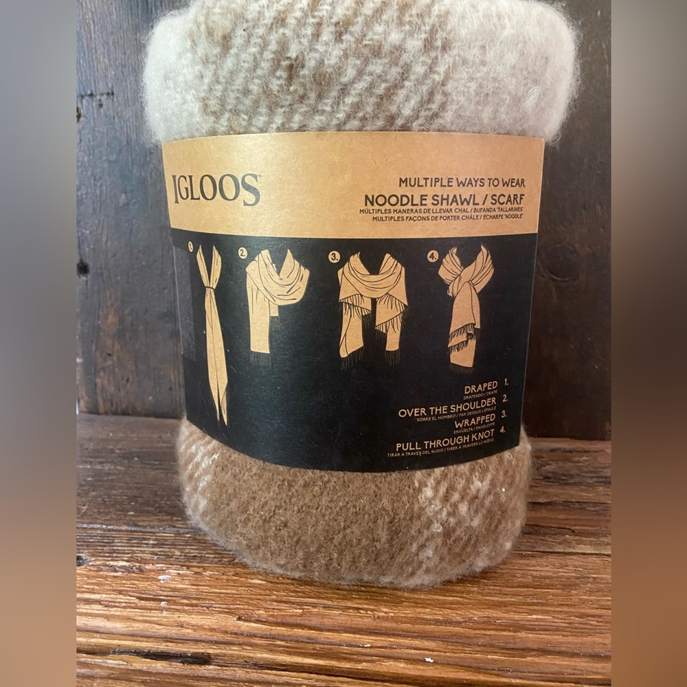 Igloos Noodle Scarf/Shawl